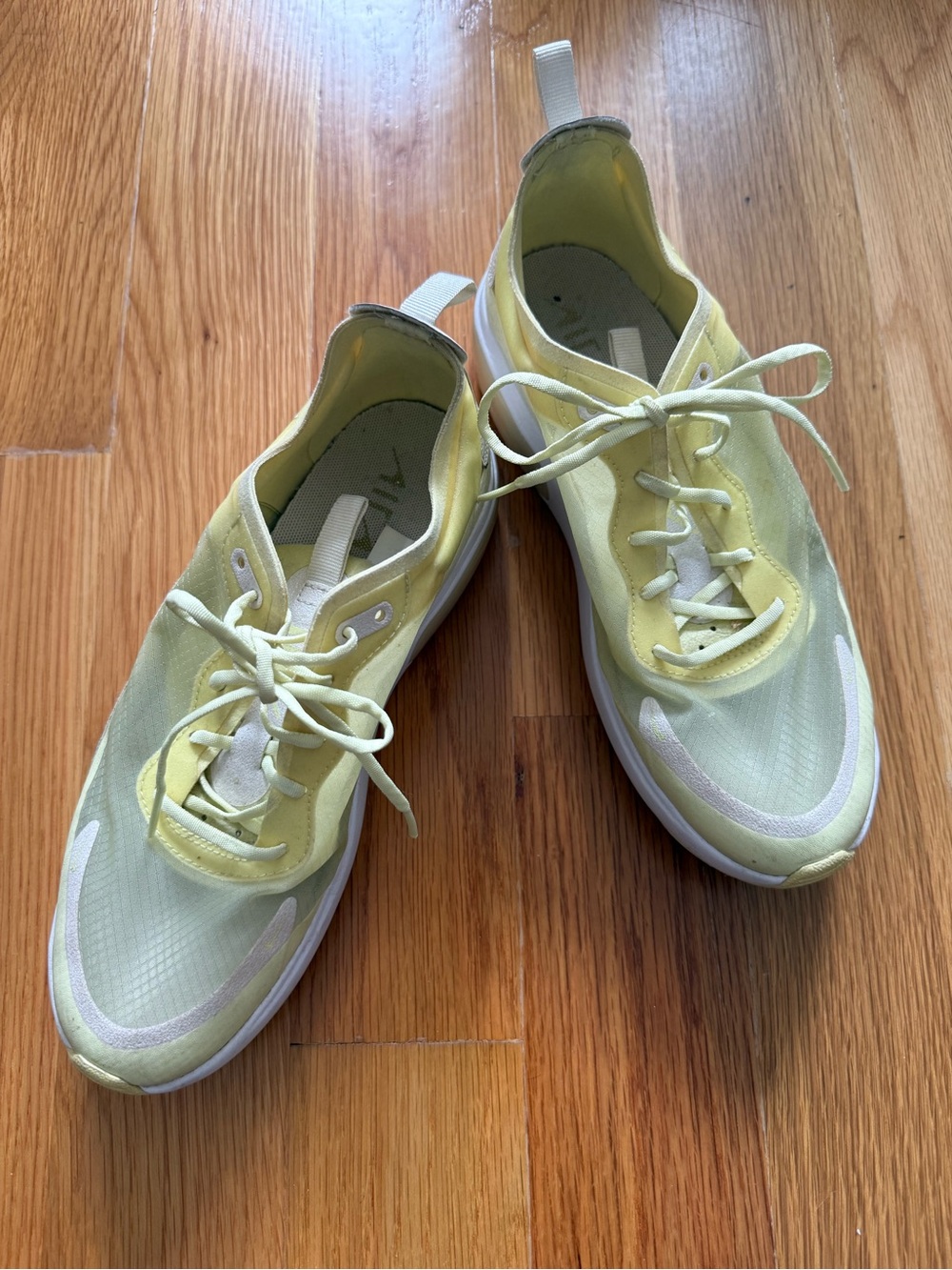 Nike Air Max Pale Yellow
